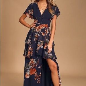Lulu’s. Navy, floral, tiered maxi dress in size Small.